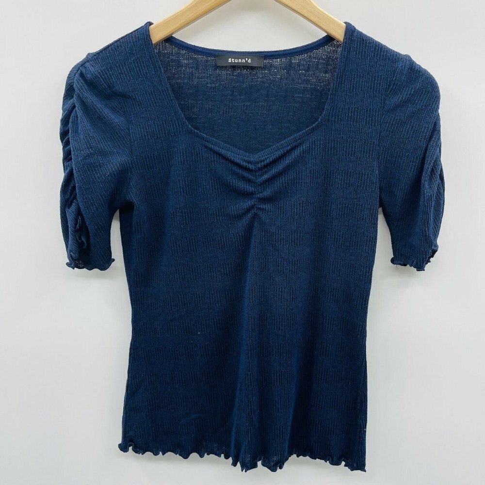 Stunn'd Womens Size Small Ruched Short Sleeve V Neck Blouse Black Blue 1298